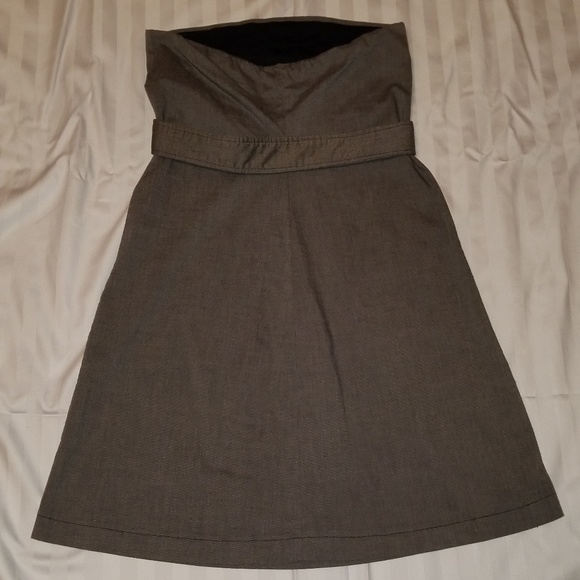 Melissa Bell Strapless, Pocketed Dress with Belt - Picture 3 of 3